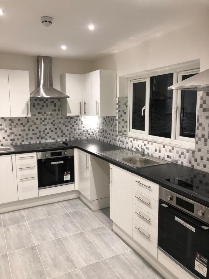 Modern Furnished Studio Londres