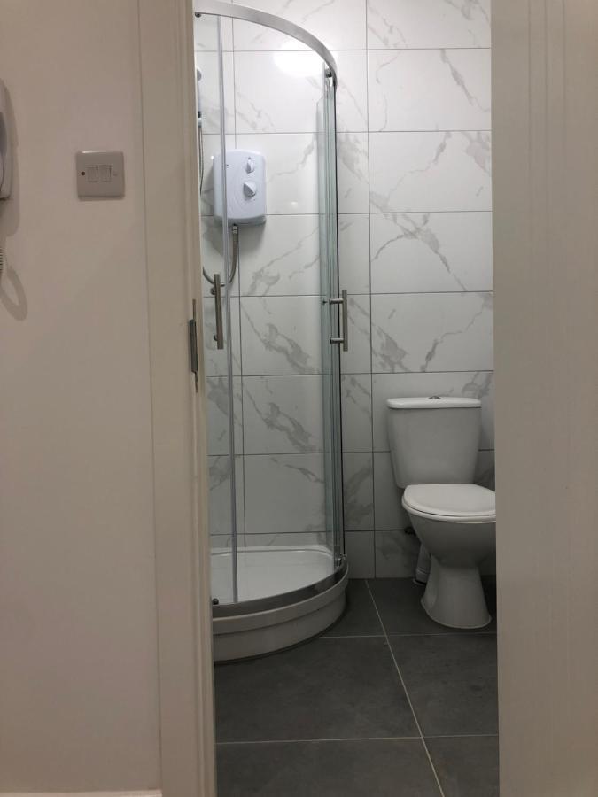 Séjour chez l'habitant Modern Furnished Studio *