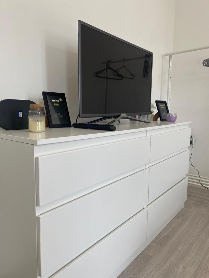 Modern Furnished Studio Séjour chez l'habitant *