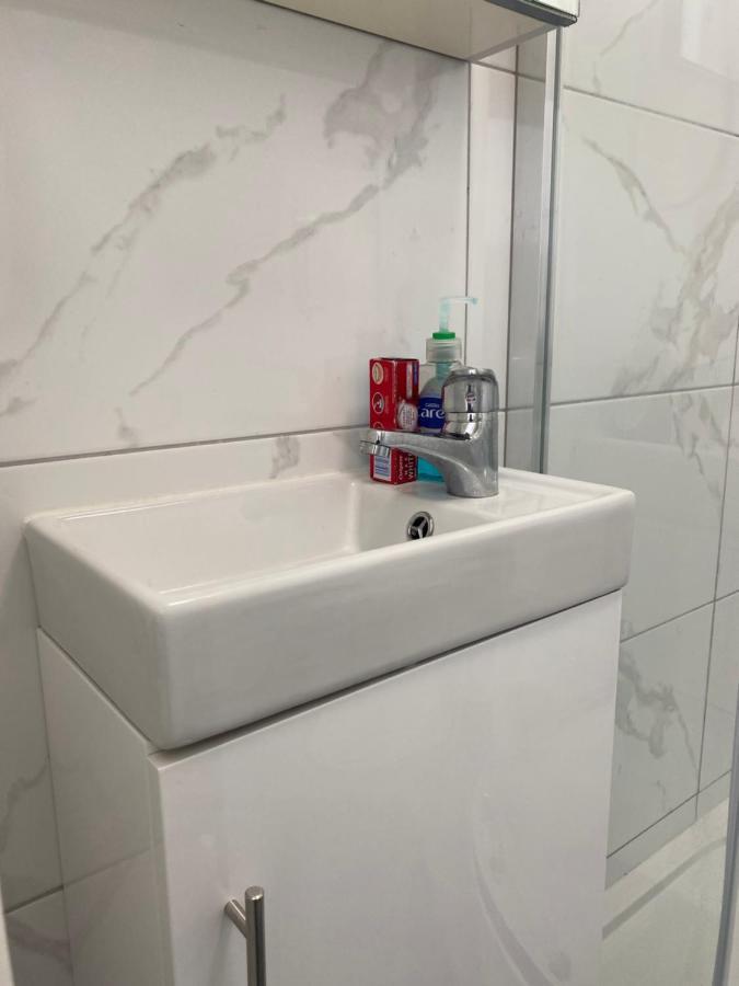 Modern Furnished Studio Séjour chez l'habitant